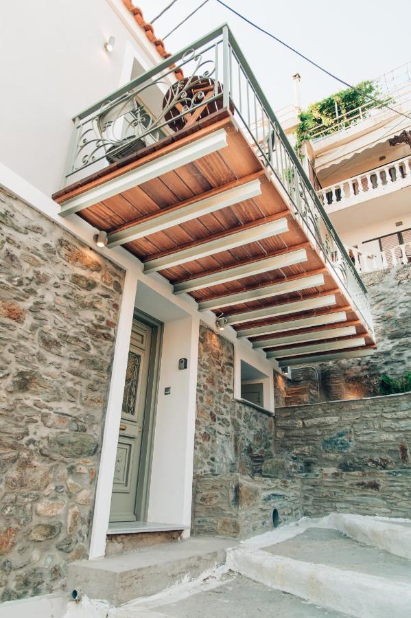 Katerina'S Suite Plomari ภายนอก รูปภาพ
